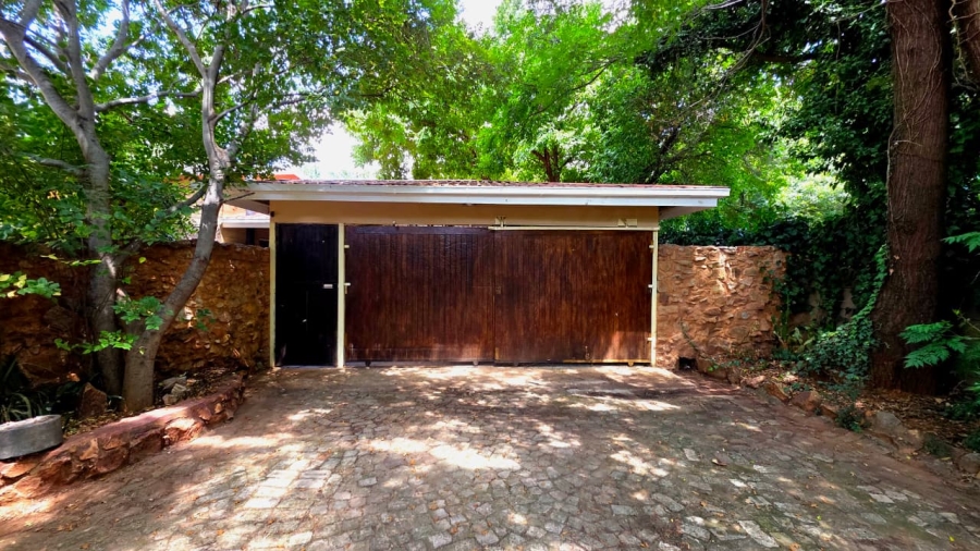 To Let 3 Bedroom Property for Rent in Flamwood North West